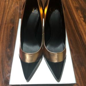 Kelsi Dagger patent-Mirror pumps